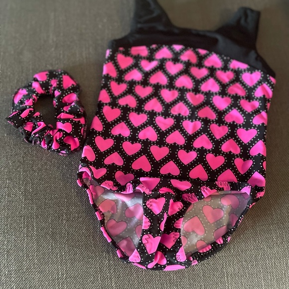 Adorable Girls Gymnastics Suit SZ. 3/4 🤸🏽 - Picture 2 of 4